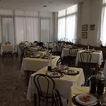 Granada 3*