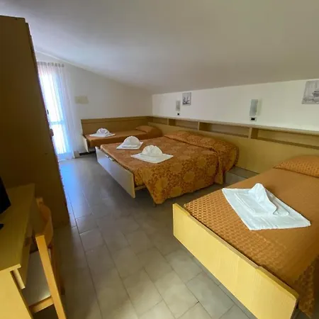 Hotel Granada 3*