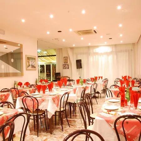 Ξενοδοχείο Granada 3*